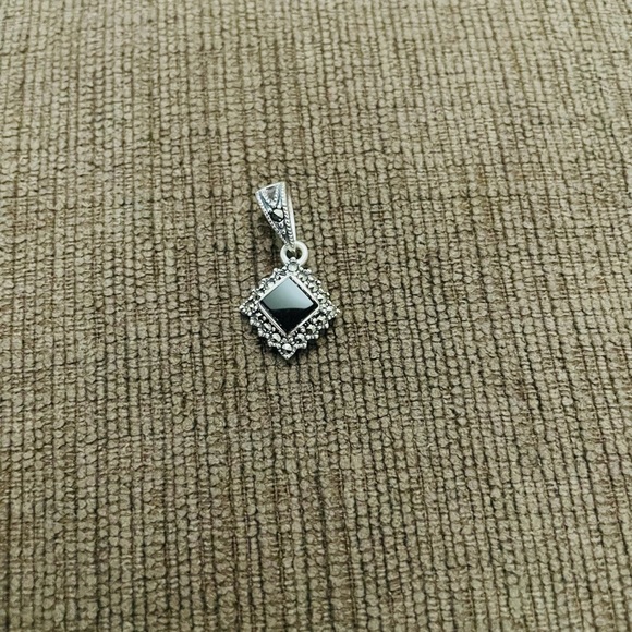 Sterling Silver Black Onyx Square Marcasite Necklace -Genuine Onyx - Picture 4 of 6